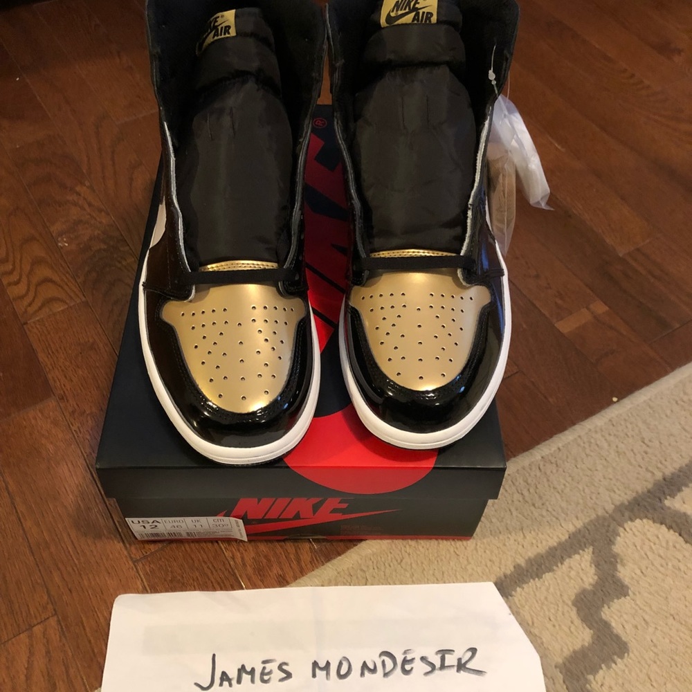 SOLD! SOLD! Nike Air Jordan 1 NRG Gold Toe